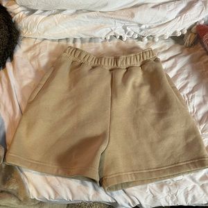 Pretty little thing shorts